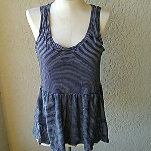 Old navy top size S